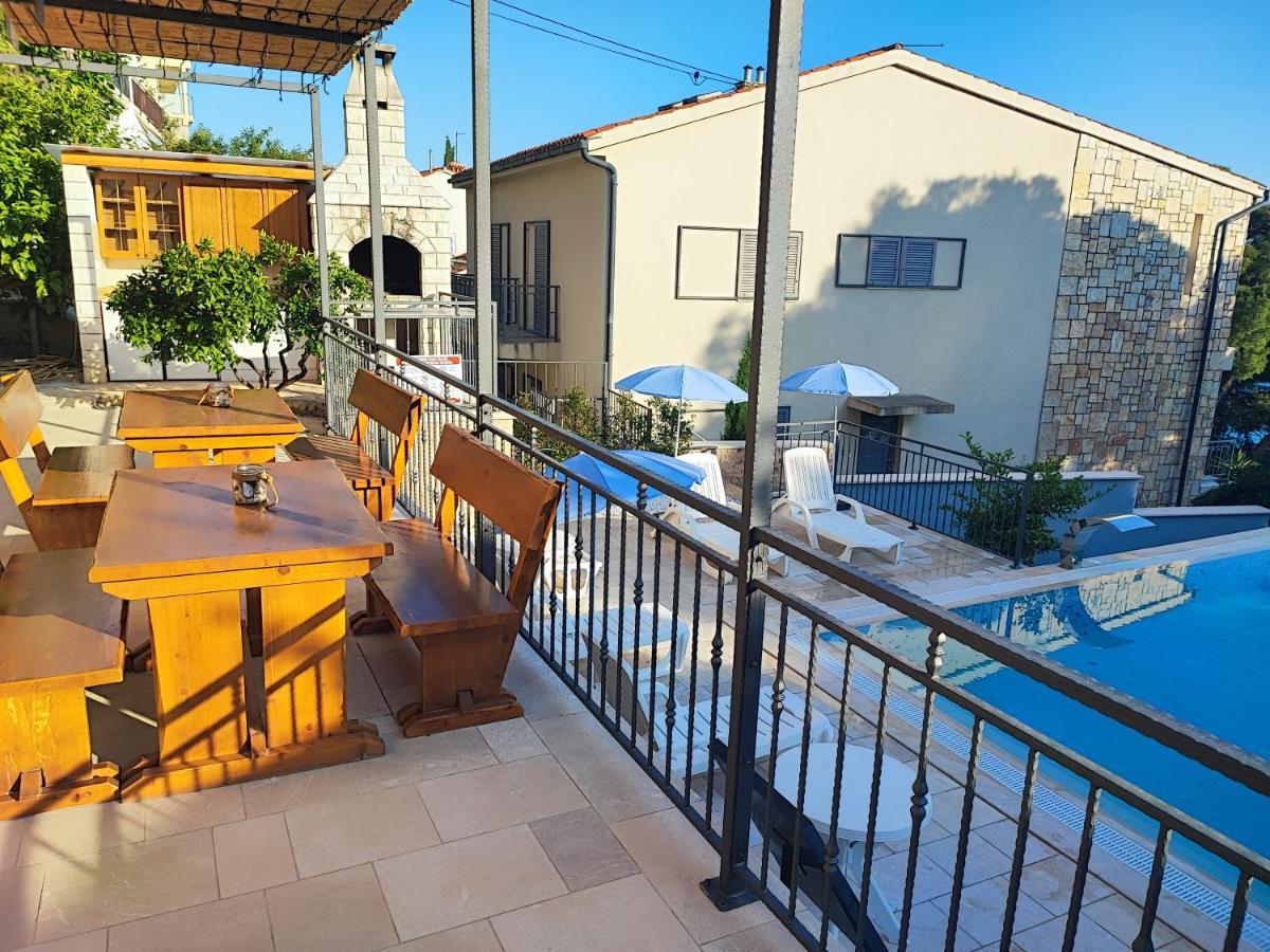 Villa Penava, Private Beach, Pool And 7Min To Трогир Екстериор снимка