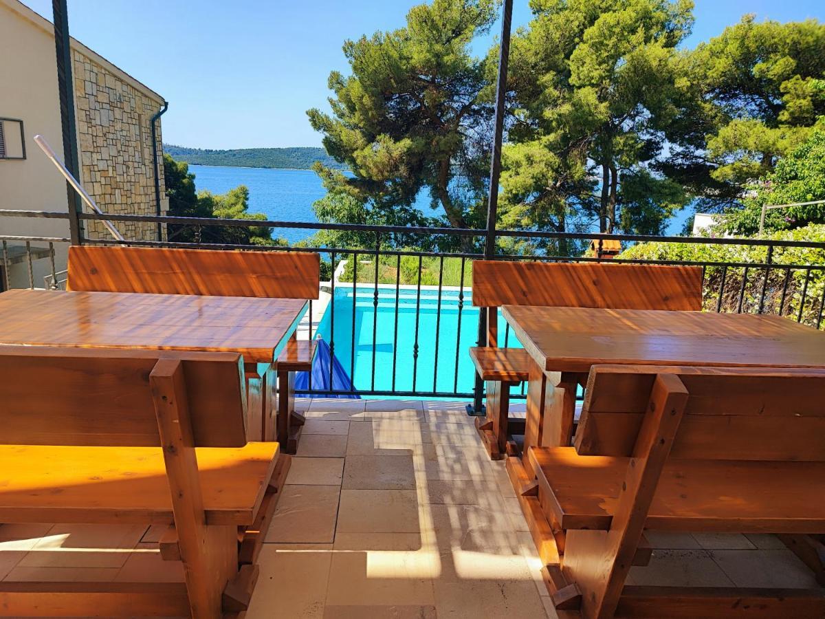 Villa Penava, Private Beach, Pool And 7Min To Трогир Екстериор снимка