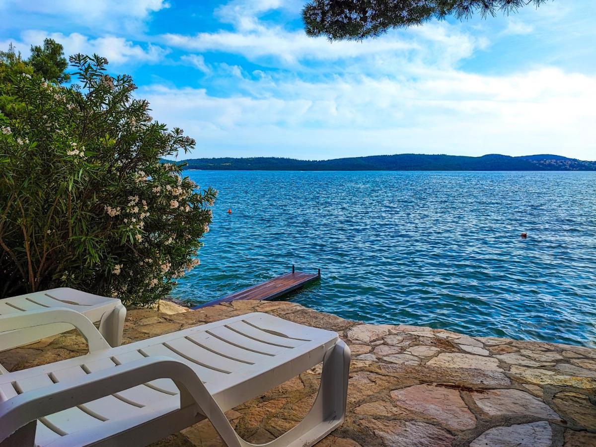 Villa Penava, Private Beach, Pool And 7Min To Трогир Екстериор снимка