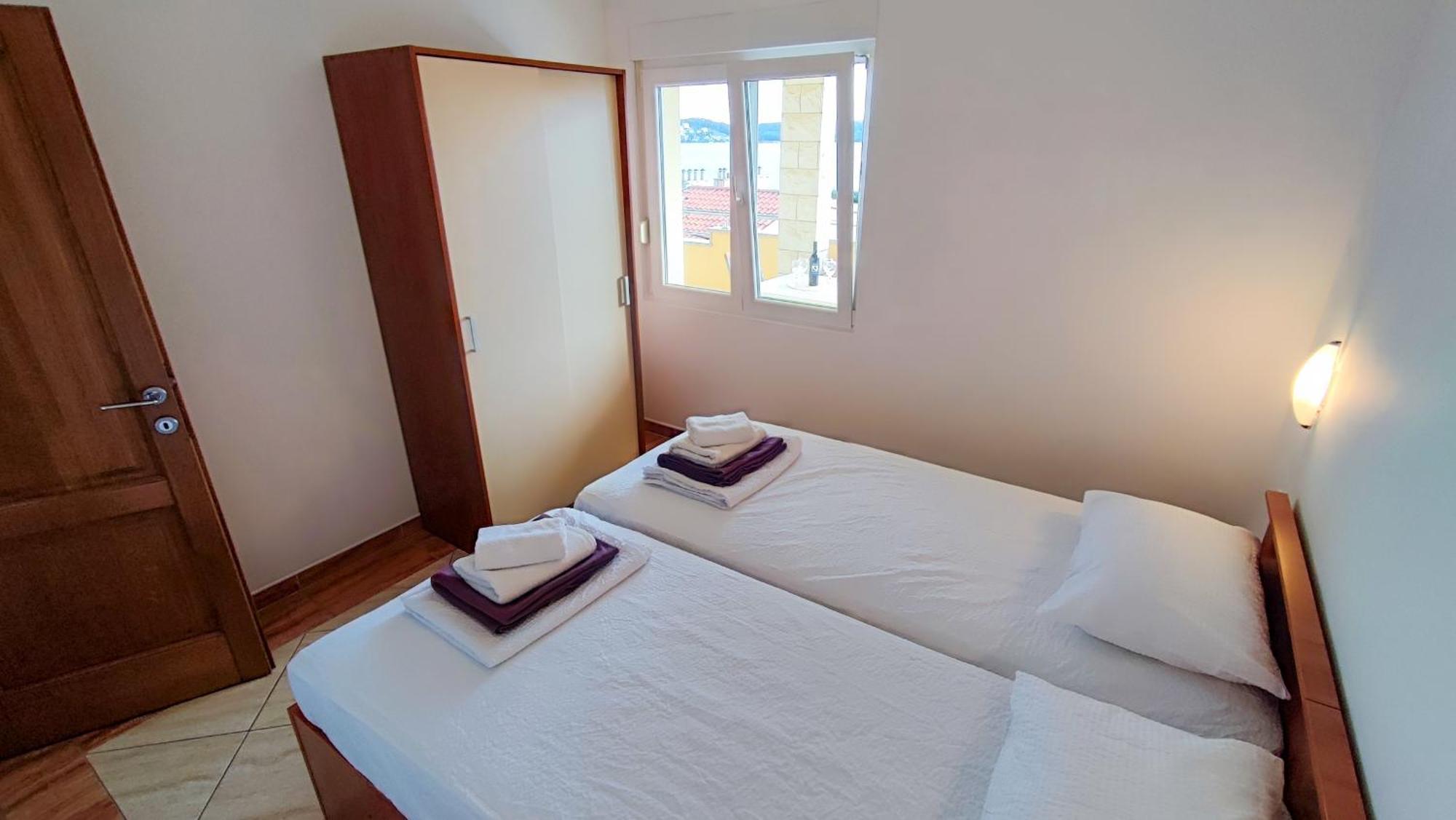Villa Penava, Private Beach, Pool And 7Min To Трогир Стая снимка