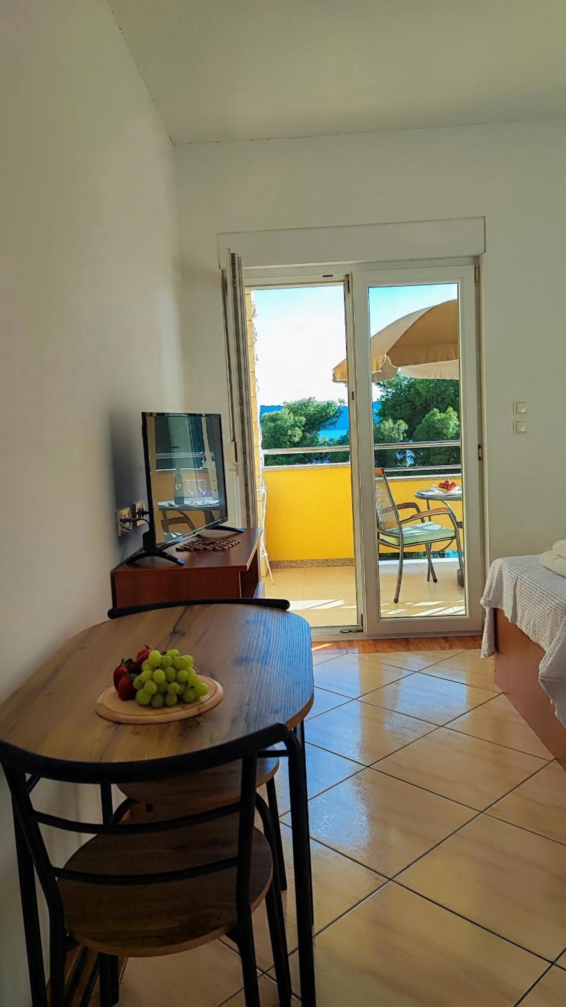 Villa Penava, Private Beach, Pool And 7Min To Трогир Стая снимка