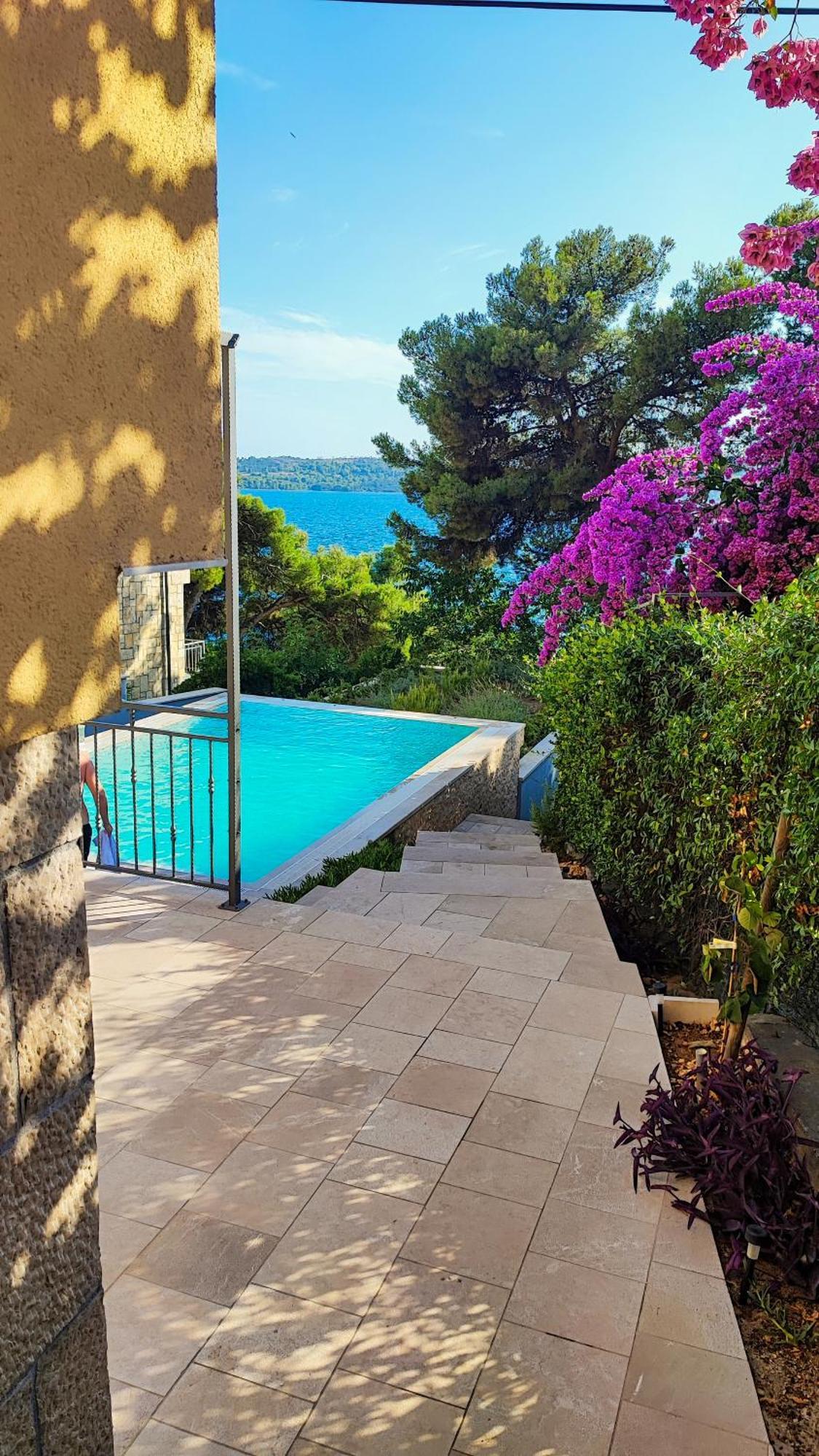 Villa Penava, Private Beach, Pool And 7Min To Трогир Екстериор снимка